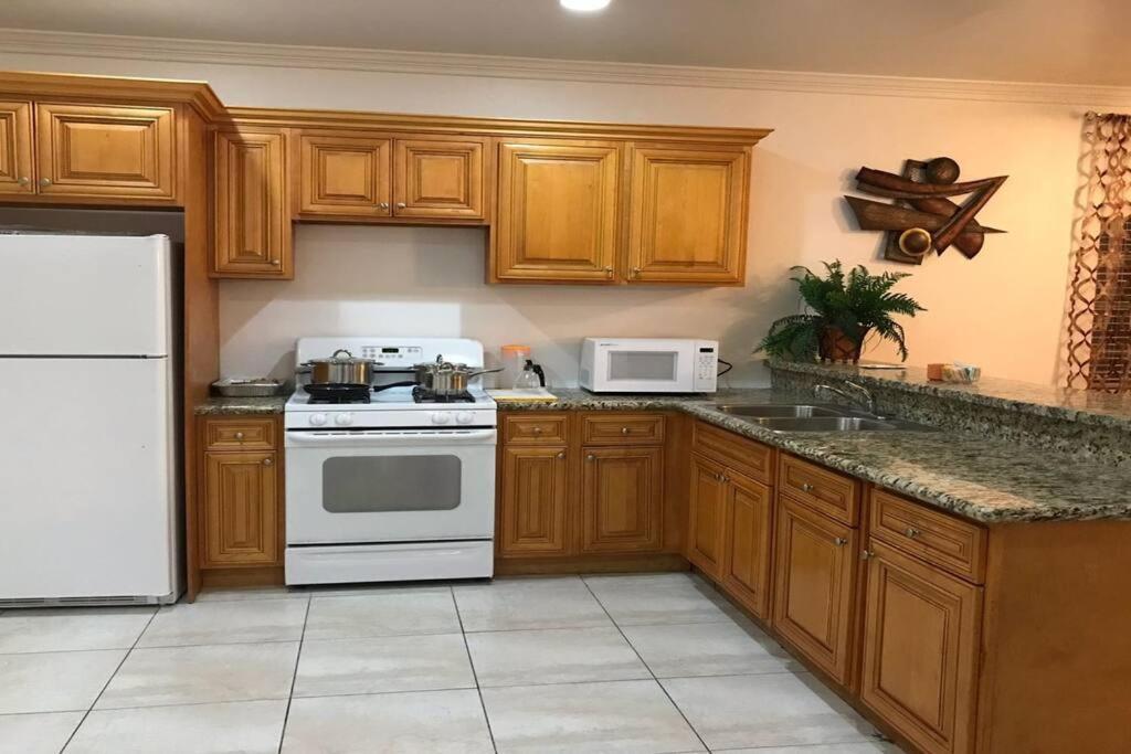 Apartamento Emerald Coast Private Gated Community.